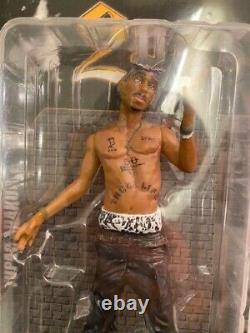Tupac 2Pac Amaru Shakur All Entertainment One MC 2001 8 Action Figure NIB
