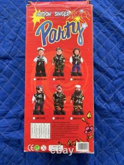 VERY RARE! Saddam Hussain DOLL, DANCES & PLAYS MUSIC! L@@K