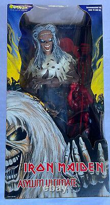 Vintage IRON MAIDEN Art Asylum Ultimate Series EDDIE 18 Figure Toy 2002 NEW NIB