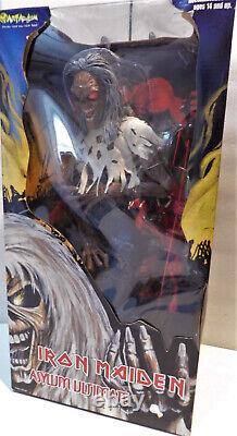 Vintage IRON MAIDEN EDDIE Art Asylum Ultimate Series 18 Figure Toy 2002 NEW