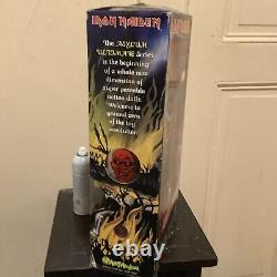 Vintage IRON MAIDEN EDDIE Art Asylum Ultimate Series 18 Figure Toy 2002 NEW